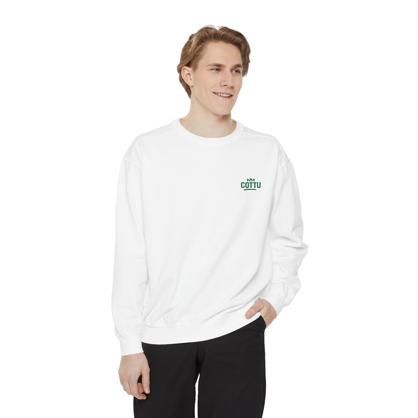 Vintage Comfort Garment-Dyed Sweatshirt for a Chill Vibe